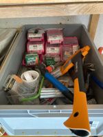 Diverse Schrauben und Werkzeug, ungebraucht