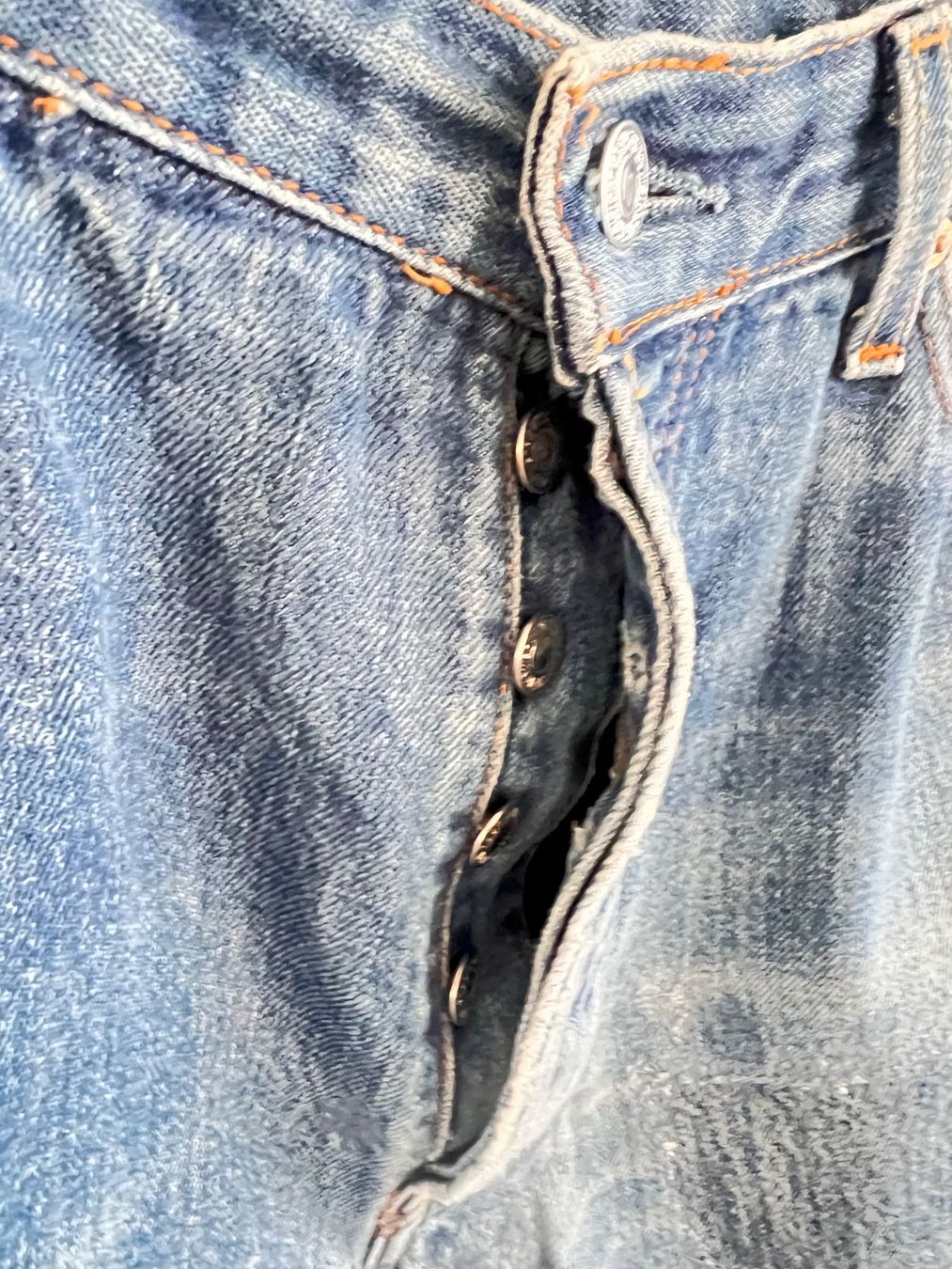 Levi's Jeans: Vintage & Rework LEVI’s shorts – Neuf (Voir description) à Lausanne par NYC67 2