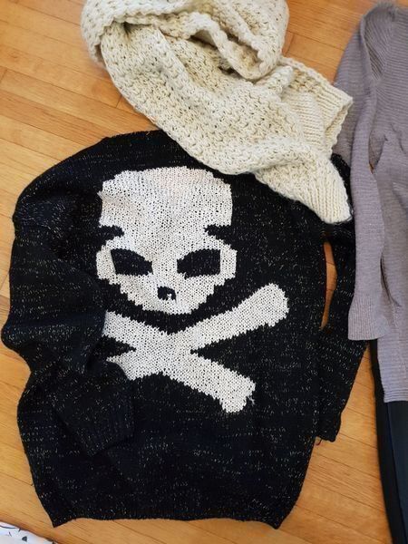 Lotti di vestiti: Kleiderpaket Damen Leggins Pulli Schal – Nuovo (secondo la descrizione) da Pratteln venduto da madi1990 1
