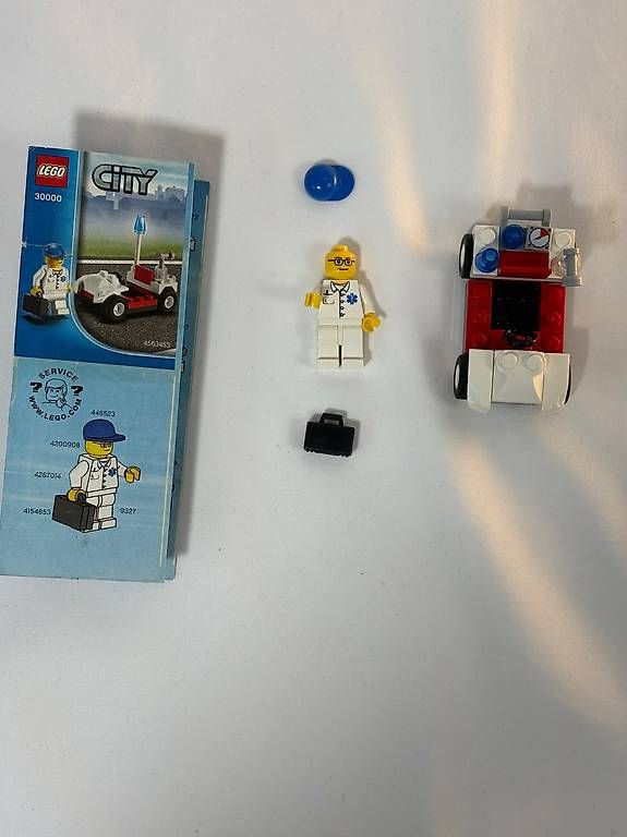 Kit di costruzioni: Lego Arzt mit Auto (30000) – Usato da Zürich venduto da CNM_Ricardo 1