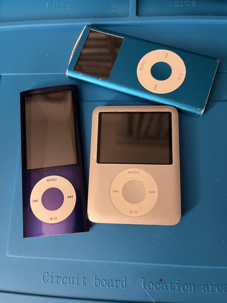 Apple Lecteur media portable: iPods (DEFECTIVE) – Défectueux à Lutry par Vincent_Prince