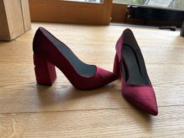 Chiara Ferragni Samt Pumps, bordeauxrot, Gr. 38, neuw.