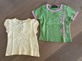 2 T-Shirts für Mädchen in Grösse 98