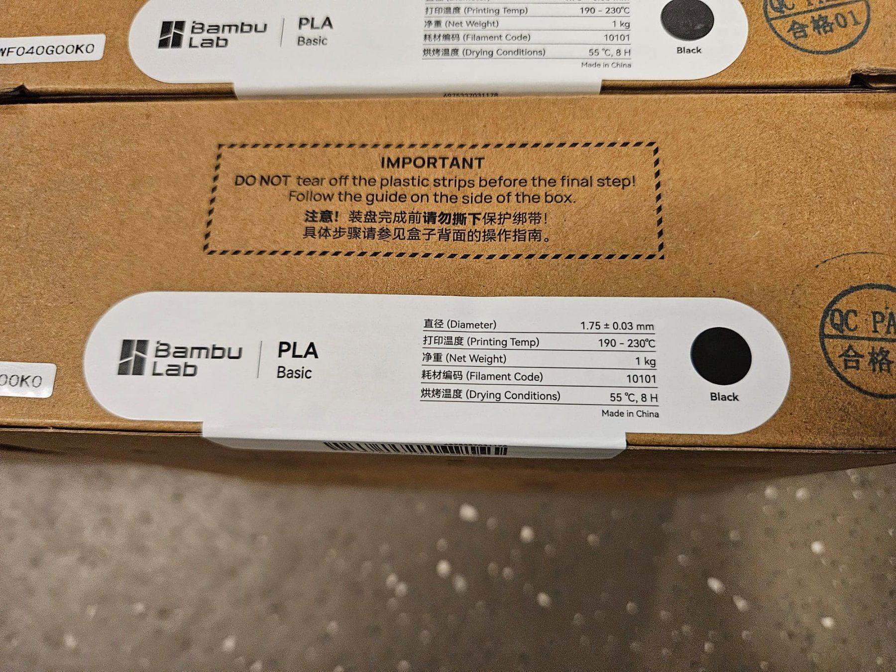 Bambu Lab Filamento: Bambulab PLA Basic 4x Jade White und 4x Black (Refills) – Nuovo e nell'imballaggio originale da Winterthur venduto da Moineau_Mechanics 2