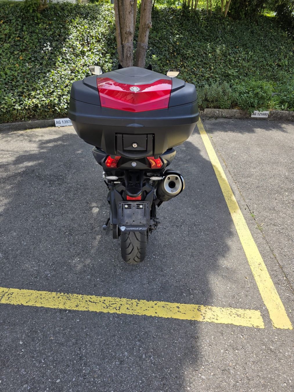 Yamaha Strada: TOP!!! Yamaha T-Max DX Roller / 530 ccm – Usato da Hägglingen venduto da Special_001 2
