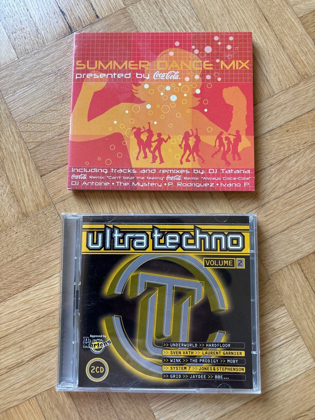 CDs: Ultra Techno – Gebraucht aus Wabern von fingersinfactories
