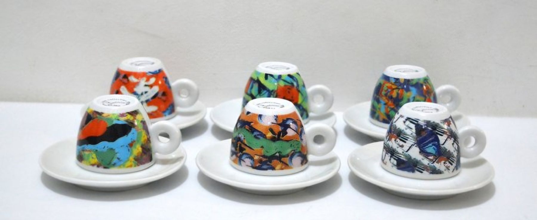 Illy Tazze: Illy Collection 1996 - Videogramme / Nam Jun Paik – Usato da Meierskappel venduto da stadlin87 1