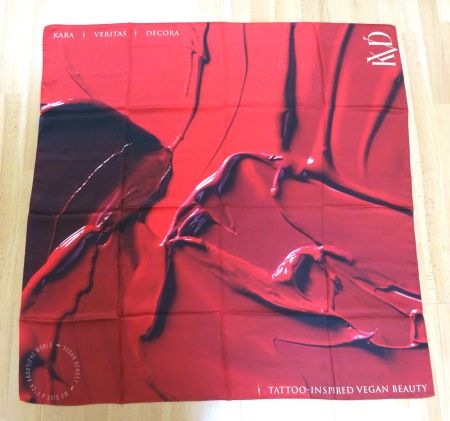 KvD - Neues Foulard - rot - ca. 87 x 87 cm