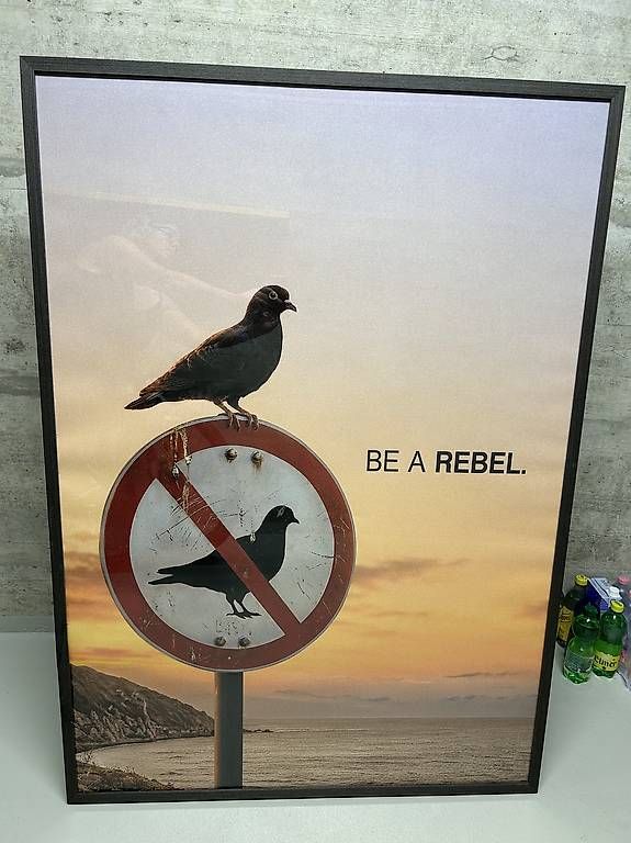 Poster & Bilder: Bild "BE A REBEL" – Gebraucht aus Matzingen von Bluemountain699