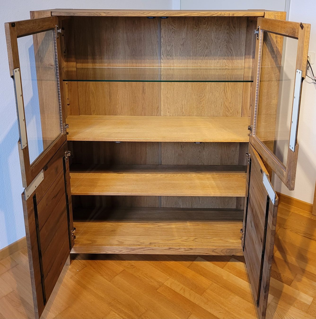 Conforama Commodes: Massiveichenkommode – D'occasion à Murten par sah_x8ml 1