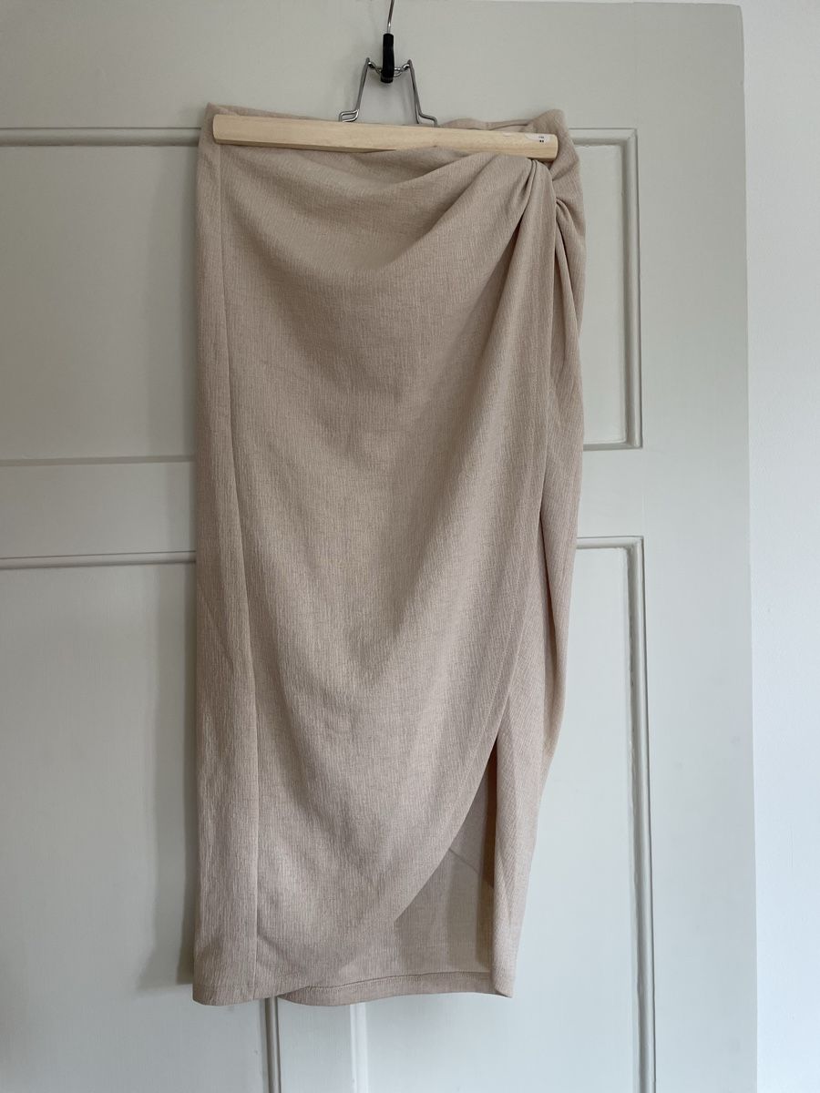 H&M Gonne: H&M Wrap Skirt Beige, Gr. M – Usato da Zürich venduto da katidust