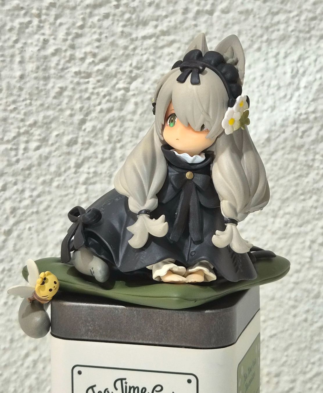 Statuette: Catgirl-Figur mit Teedose – Usato da Zürich venduto da New_username 1