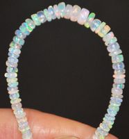 Armband L-8119 – Äthiopische Opal Rondellen 3 bis 4,5 mm 16,