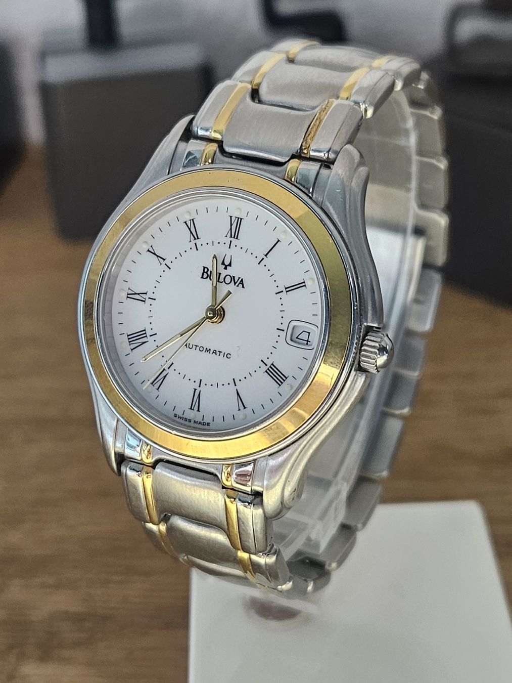 Bulova Montres: Bulova Automatic Uhr 36mm mit Originalbox  – D'occasion à Flamatt par pie_f9zm