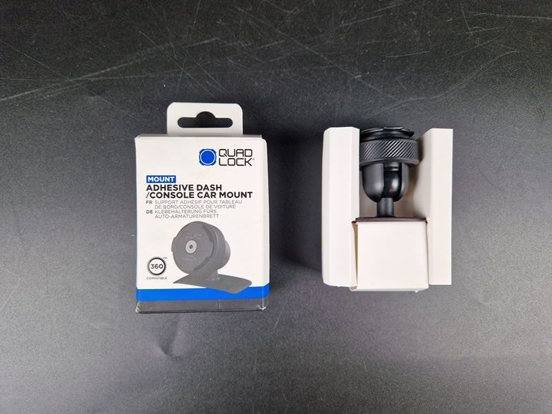 Quad Lock Support: Handyhalter mit Klebefläche – Neuf (Voir description) à Muhen par Restwert_Muhen