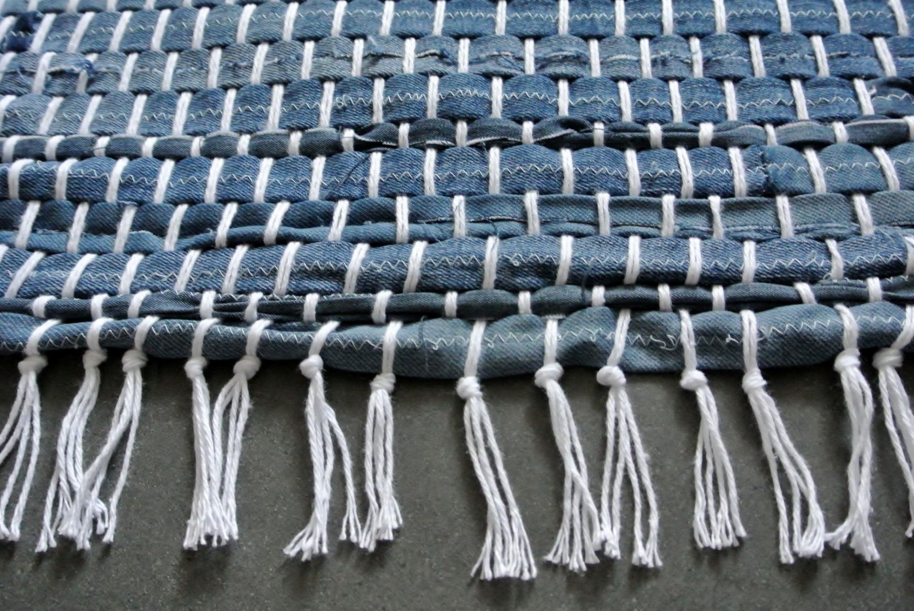 Teppiche: JEANS Teppich oder Läufer IndustrieChick 125 x 61 cm *neu – Neu (gemäss Beschreibung) aus Zell ZH von fossilchen 7