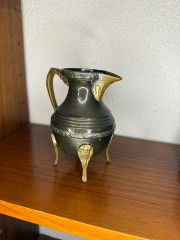 Tutte le decorazioni: Messing-Kännchen auf Füssen – Usato da Zürich venduto da Alberto_zh 1
