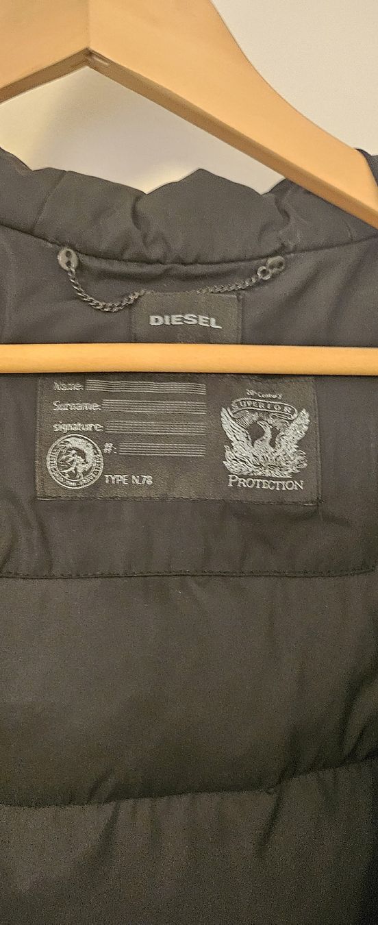 Diesel Jacken: Diesel Winterjacke mit Kapuze Größe M – Gebraucht aus Basel von Xanperican 1