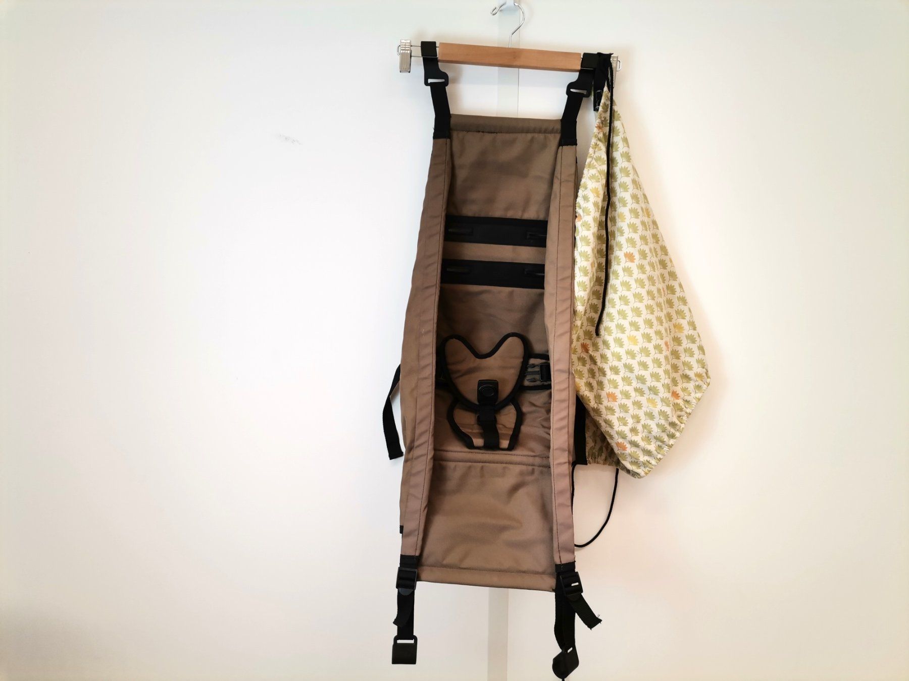 Croozer Kinderwagen: Babysitz und Sonnenschutz – Gebraucht aus Schaffhausen von Restwert_SH