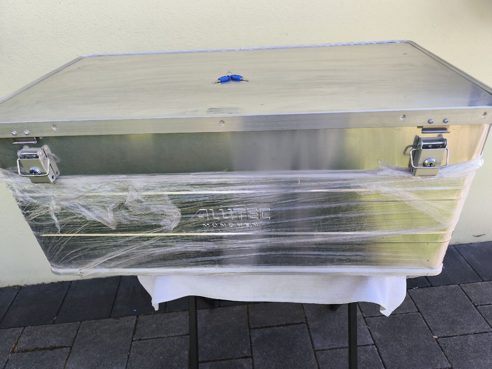Casse di trasporto: Alu Box NEU Gross – Nuovo e nell'imballaggio originale da Recherswil venduto da Sruscha58 7