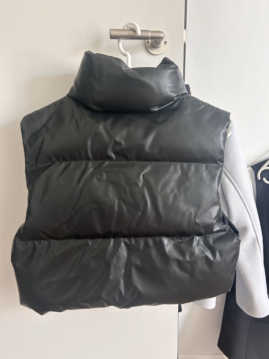 Shein Gilets: Cropped Weste Shein – Neuf (Voir description) à Rotkreuz par Galadriel 1