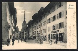 Aarau, Blick in die Rathausgasse mit Apo