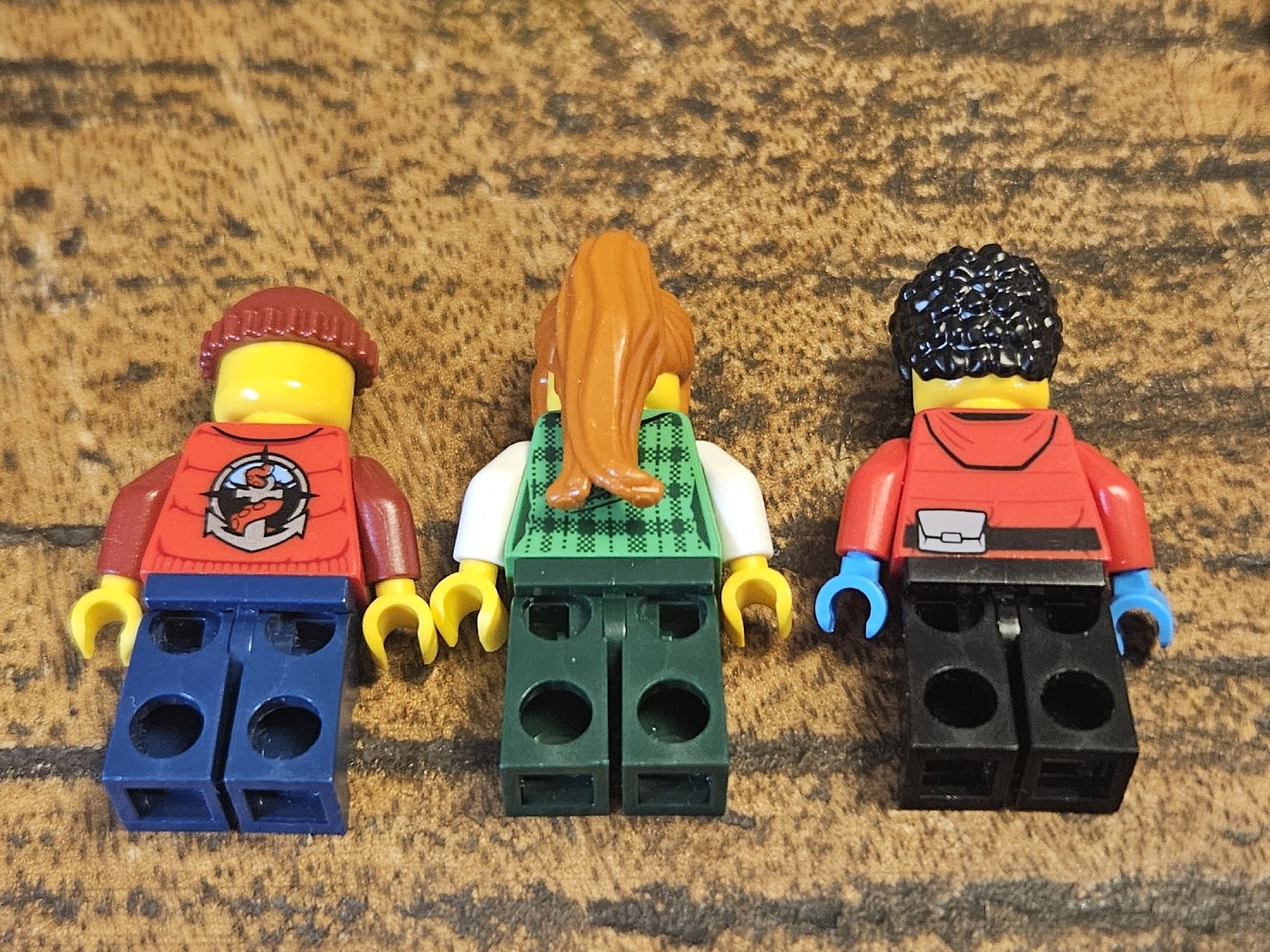 Lego Kit di costruzioni: lego lot de 3 figurines – Usato da Confignon venduto da Ecrofigs 1