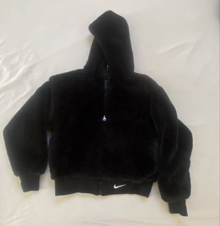 Nike Sportswear Essentials Jacke