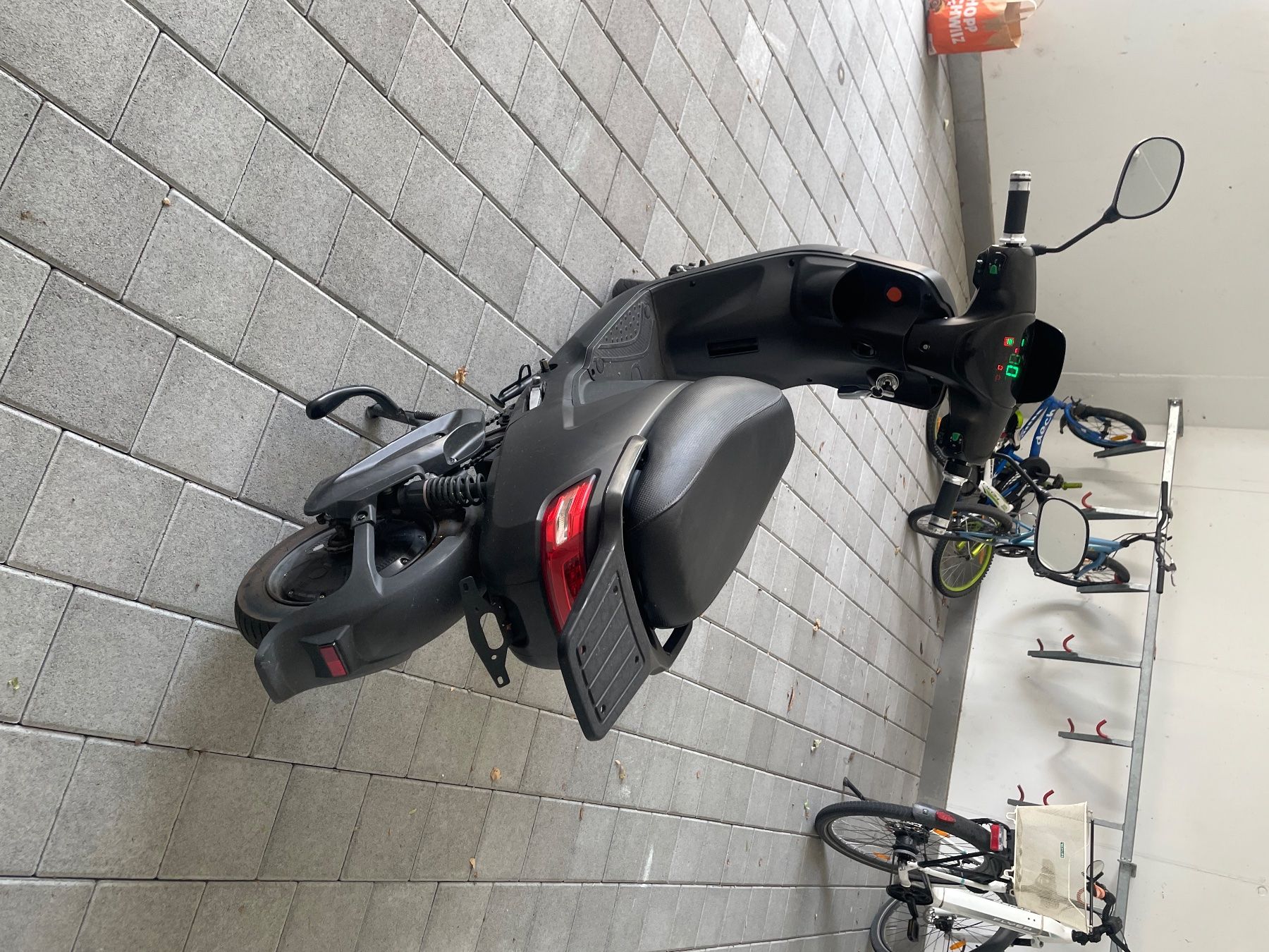 Scooters: E-Roller – D'occasion à Egerkingen par mar_td9b 1