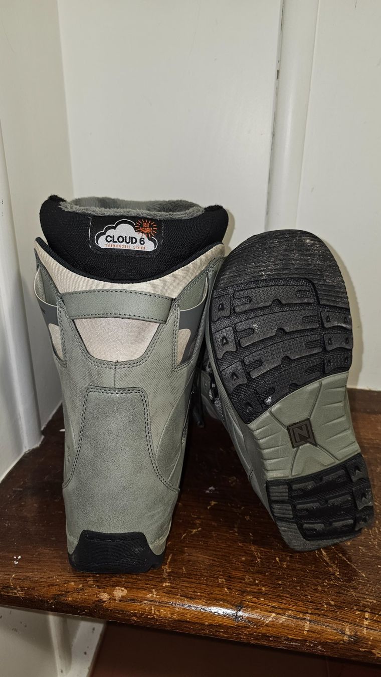 Snowboard Nitro Scarpe da uomo: NITRO CROWN TLS  eu 37 1/3, mp 24 – Usato da Rupperswil venduto da 3212 4