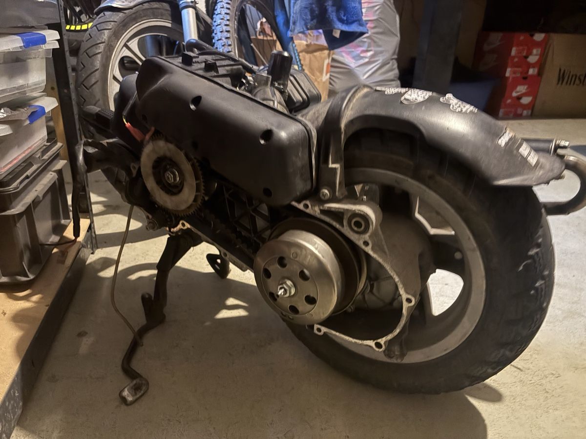 Piaggio Motori: Piaghio Zip 50 Motor – Usato da Bülach venduto da Dave361 2
