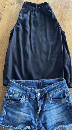 Pepe Jeans Shorts & Vila Top, XS-S
