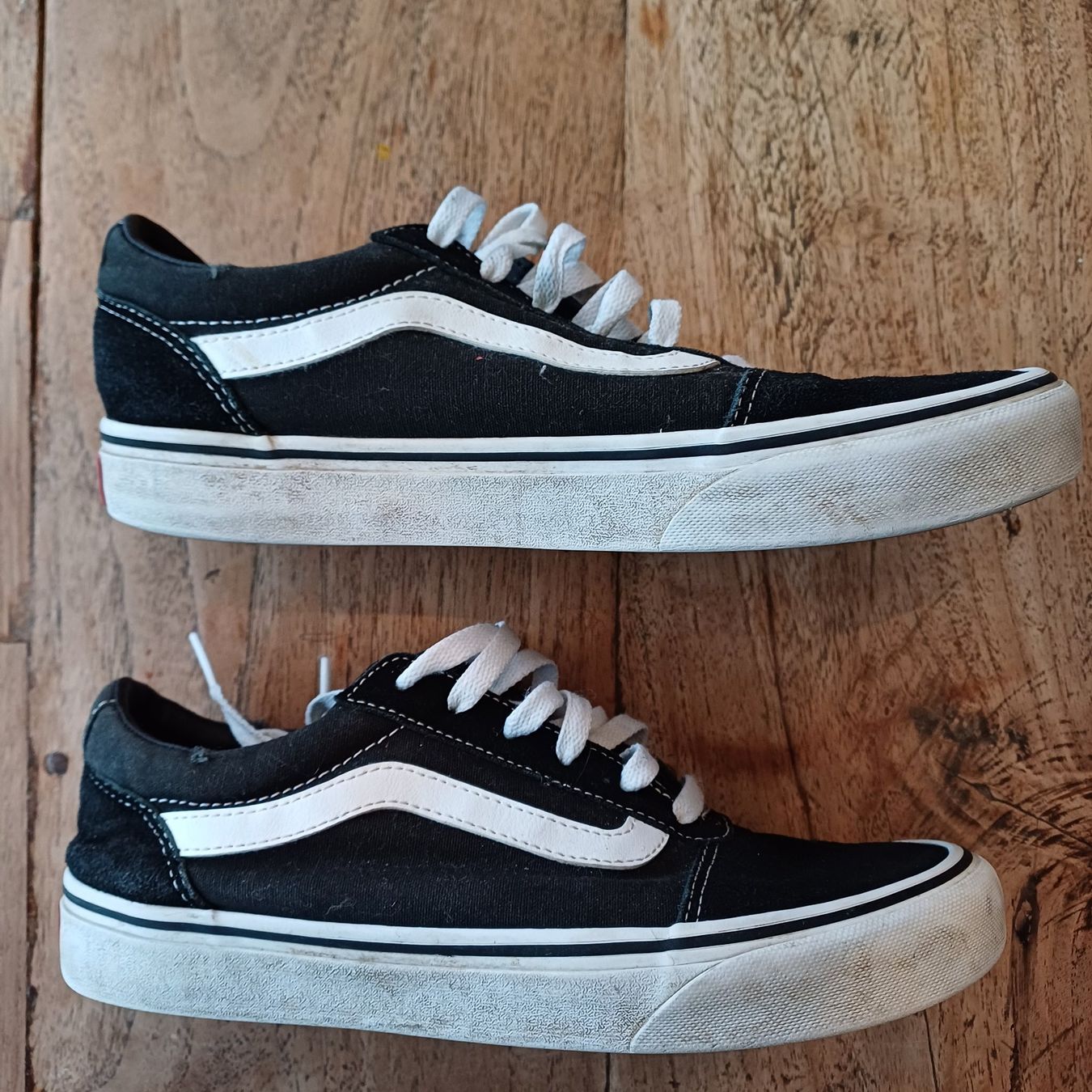 Vans Chaussures hommes: Vans Schuhe Gr.38.5 – D'occasion à Oberrieden par Raja011 1