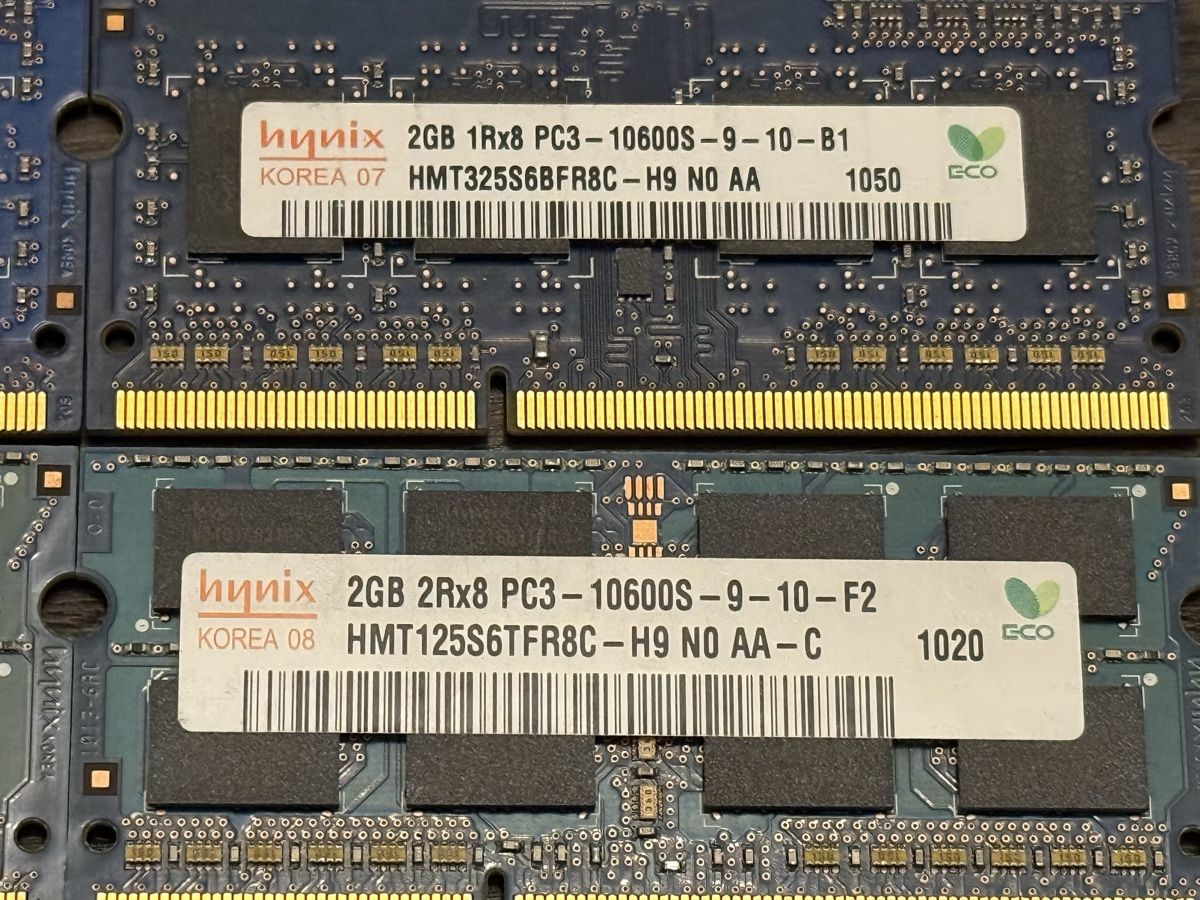 Memoria / RAM: 8x Hynix 2GB RAM PC3-10600S SODIMM – Usato da Uster venduto da Sasisa 4