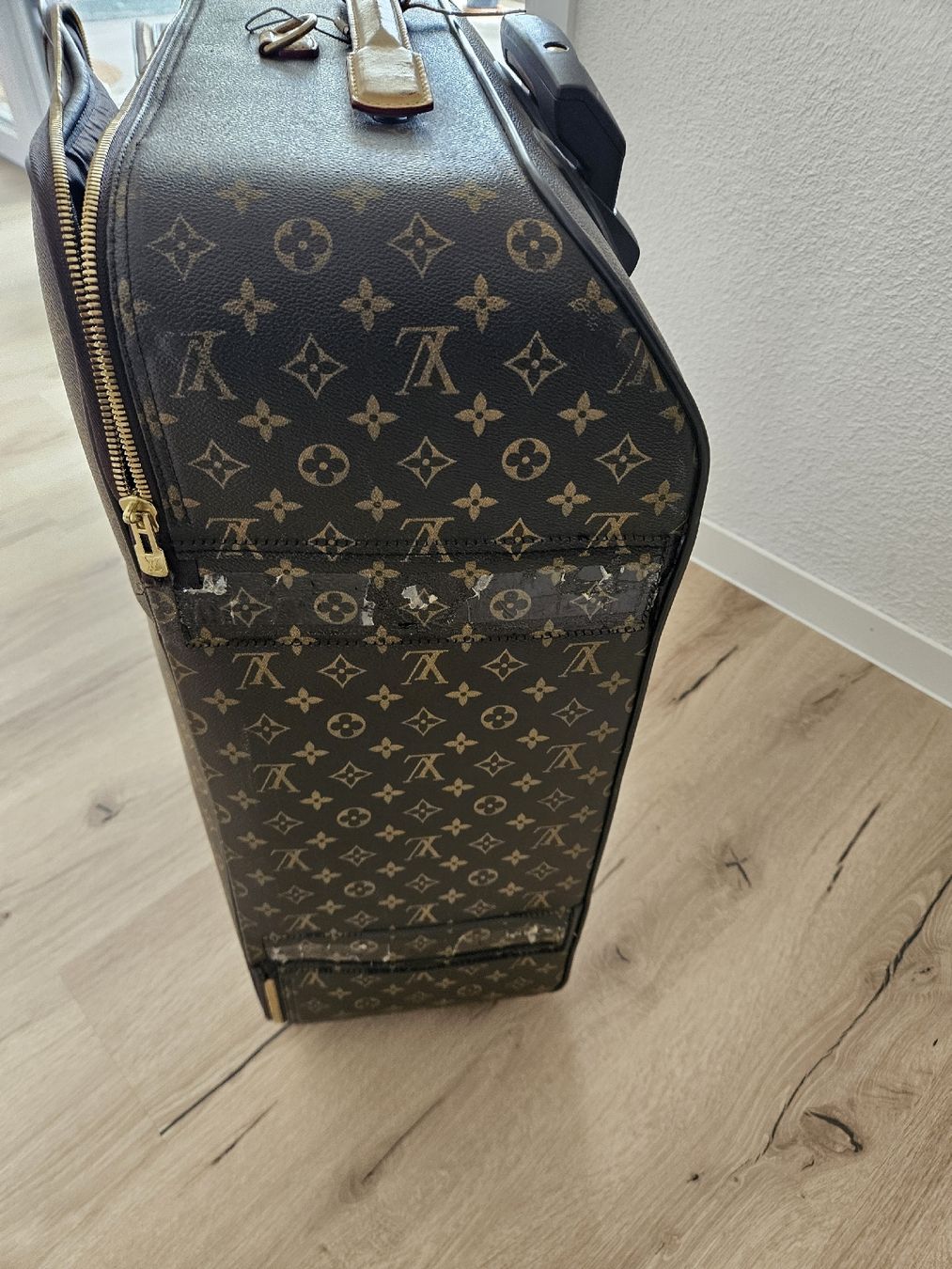 Louis Vuitton Valigie: 2 Borse Louis Vuitton Pegase 55 e 70monogram trolley, viaggi – Usato da Dottikon venduto da ivo_7hnj 7