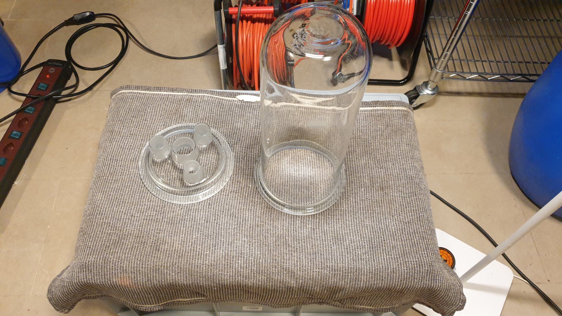 Bicchieri: Pyrex Lab Glass 4000 mL – Nuovo (secondo la descrizione) da Wolfhalden venduto da tmr_gt5k 1