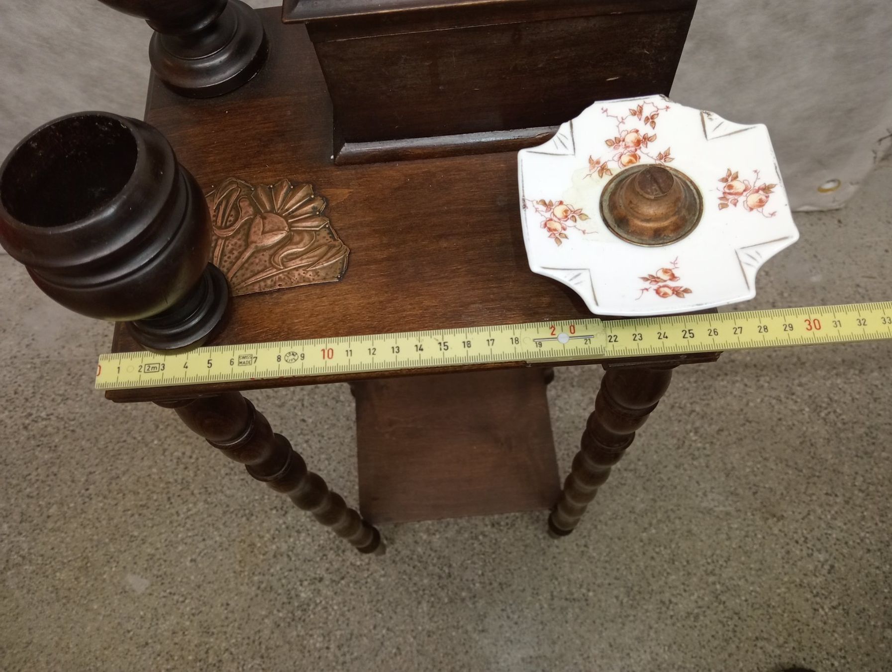 Tavoli: Table à tabac en bois – Usato da Le Locle venduto da PereiraHugo 7