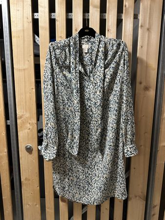 Kleid / Tunika / Bluse H&M, Gr.38