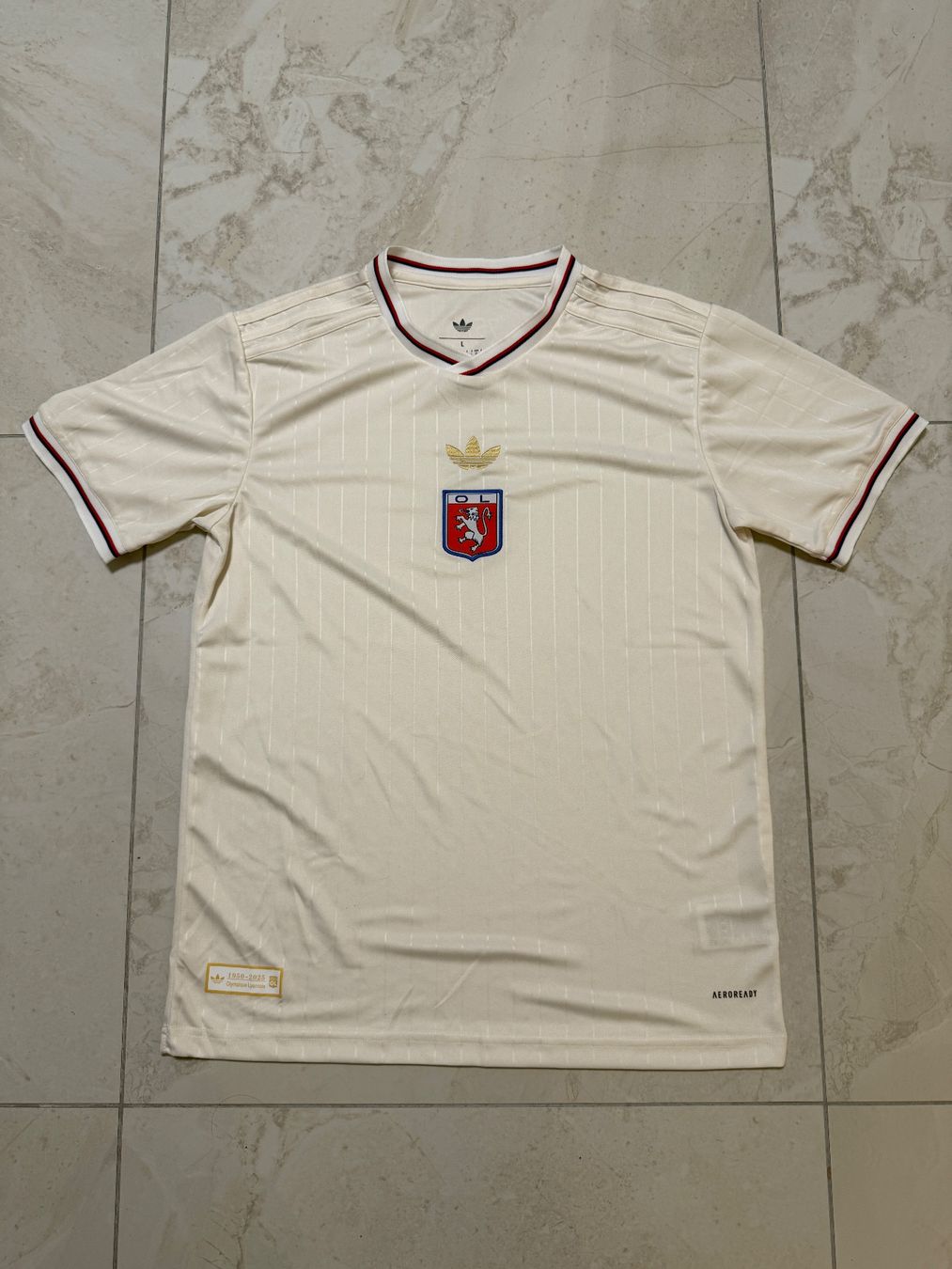 Canottiere & Pantaloni: Olympique Lyon 125 Jahre – Nuovo (secondo la descrizione) da Bronschhofen venduto da leo_99hp