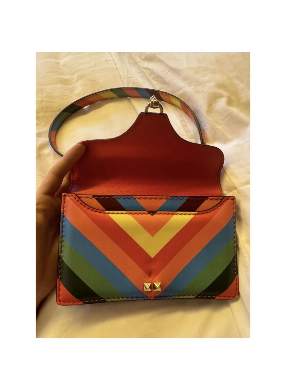 Valentino Borse da donna: Sac Valentino garavani comme neuf – Usato da Lausanne venduto da Meganelausanne 3
