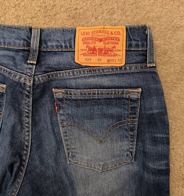 Jeans: Levi's 529 Bootcut Jeans  W30 L32  Blau – Gebraucht aus Pully von vir_58dk 2