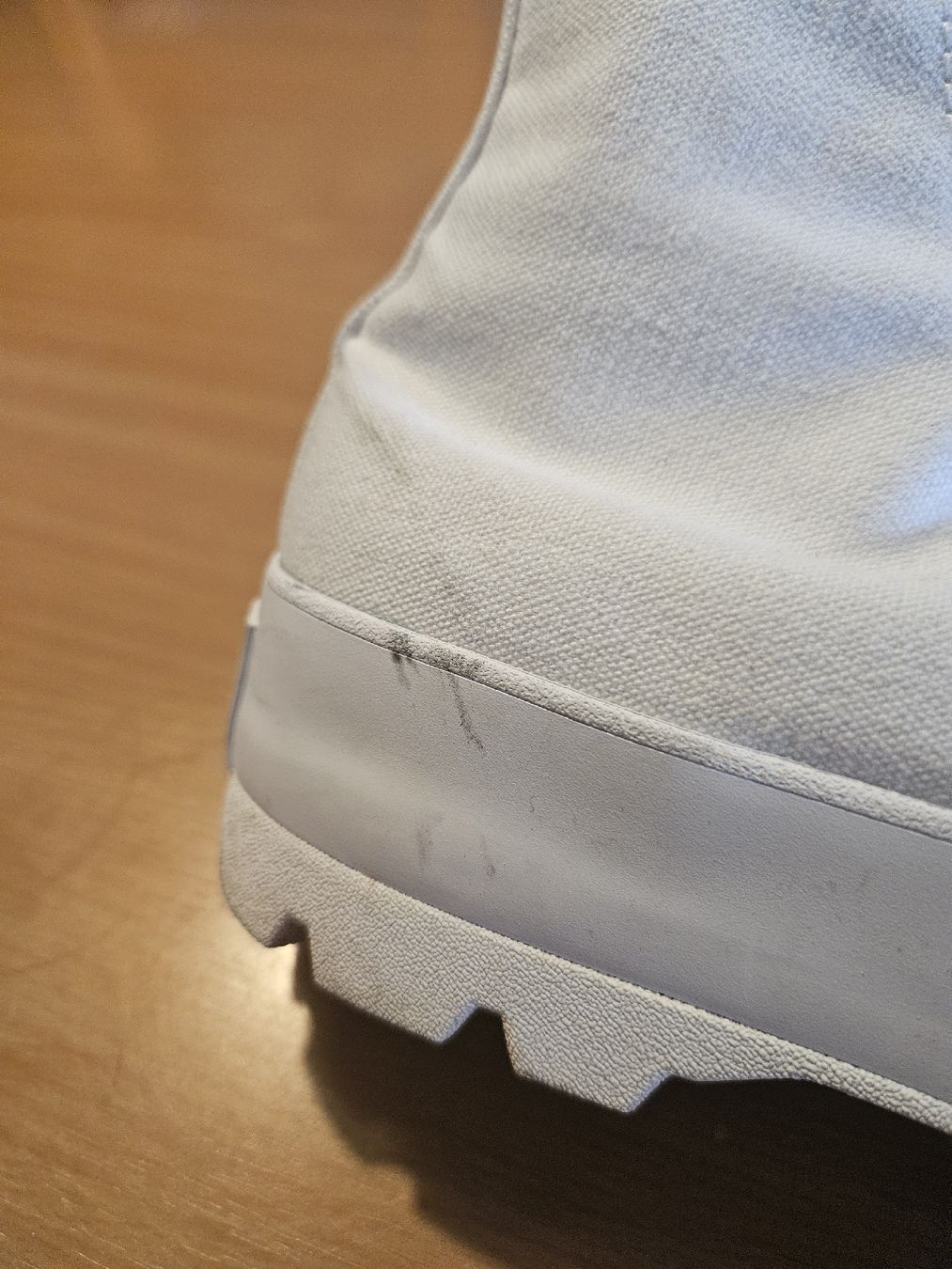 Converse Scarpe da uomo: weisse Converse chunky Sohle Grösse 38 – Usato da Niederwil AG venduto da Sillimini 4