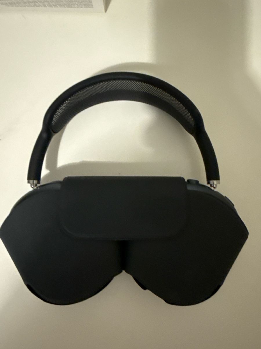 Apple Casques audio: Apple AirPods Max – D'occasion à Zürich par trhaje