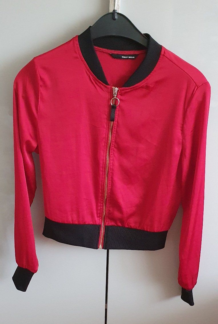 Tally Weijl Giacche & Cappotti: Leichte rote Jacke, Gr.34 – Nuovo (secondo la descrizione) da Unterentfelden venduto da LookoutMt