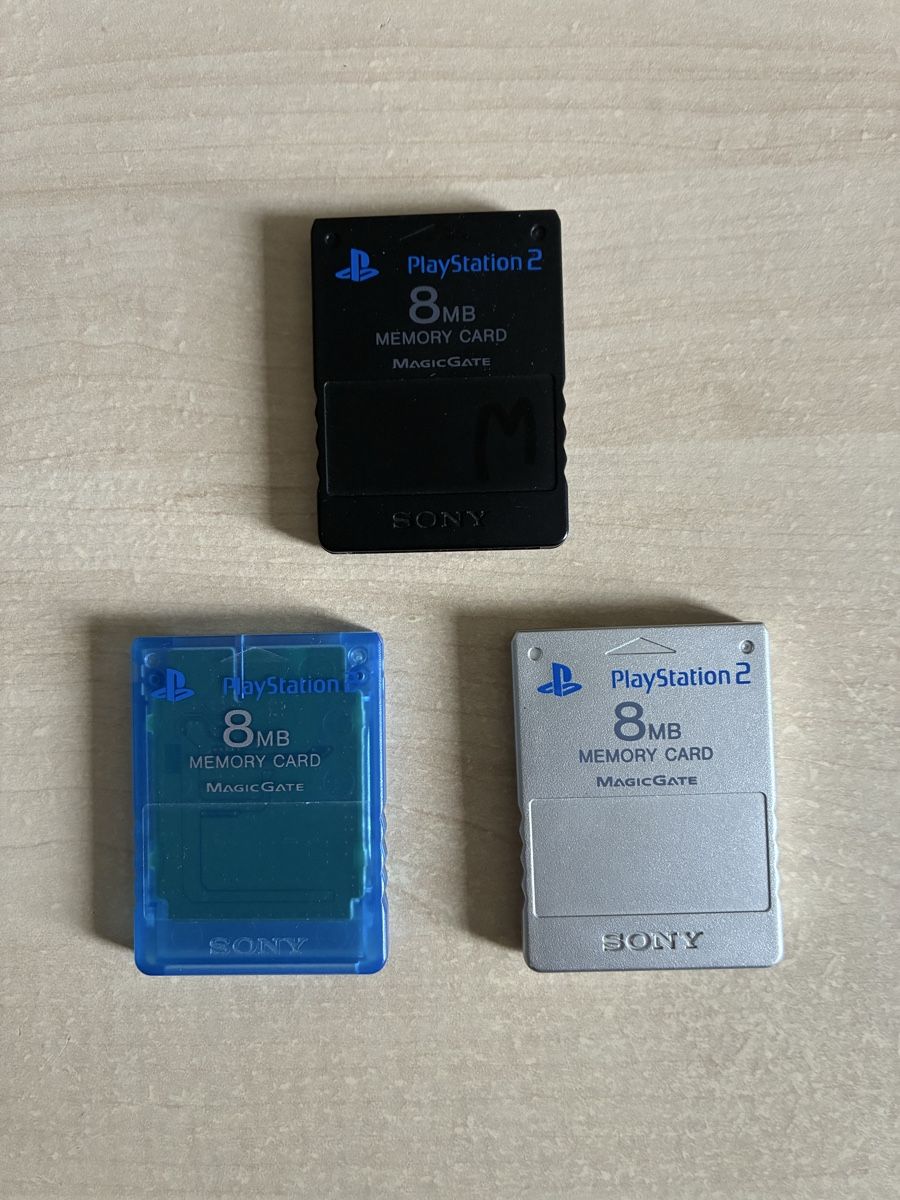 Sony Memory Units & Memory Cards: Playstation 2 Memory Card – Gebraucht aus Emmenbrücke von nne_hm9j