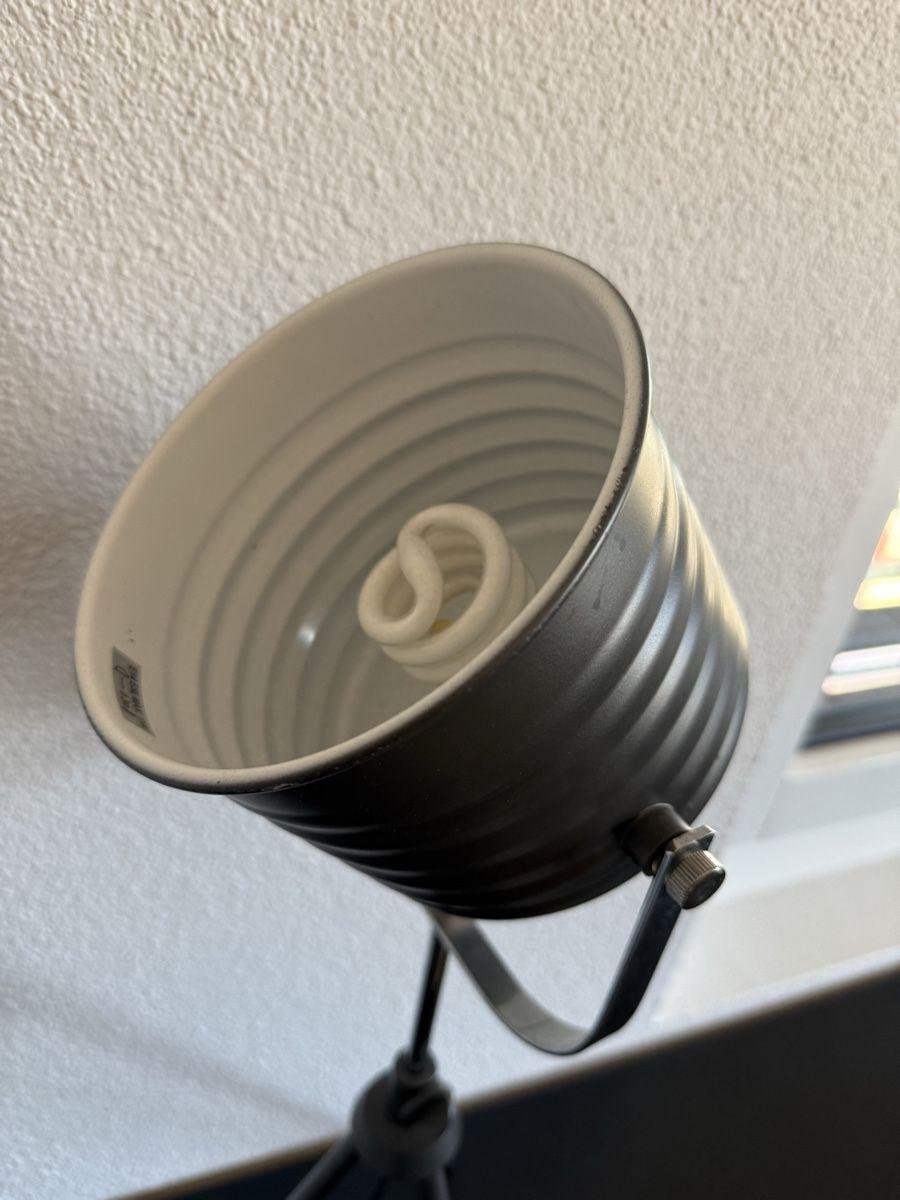 Lampen: GRATIS! 2. Tischlampen im Scheinwerfer Design  – Gebraucht aus Bütschwil von adi_2g29 2