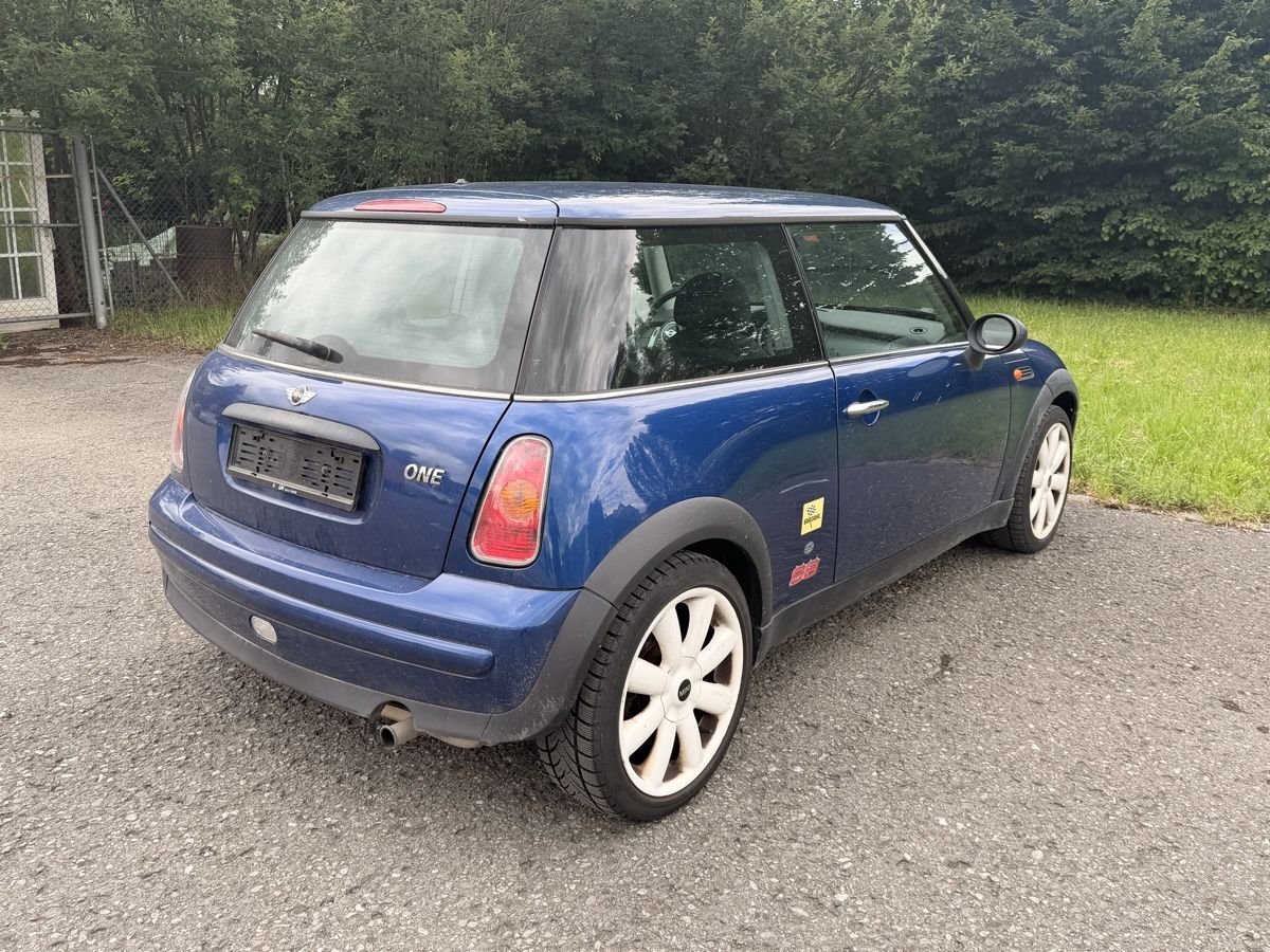 Mini Automobili: Mini One 1.6 / ab MFK  – Usato da Altstätten SG venduto da Bb1700 5