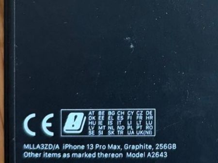 Apple Handys / Smartphones: Iphone 13 Pro Max 256 GB, Graphit, inkl. 2 Apple - Hüllen – Gebraucht aus Wil SG von Klicks 8
