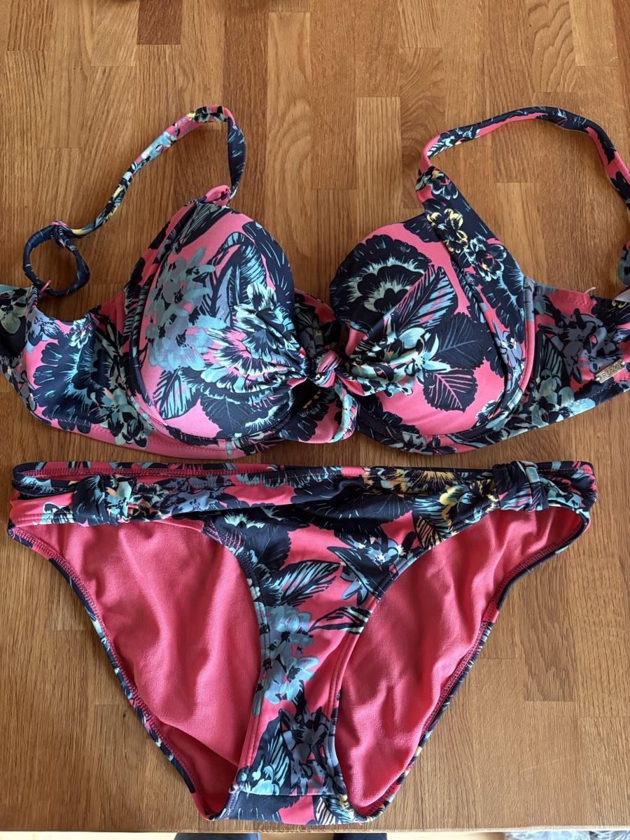Roxy Badekleider & Bikinis: Bikini M – Neu (gemäss Beschreibung) aus Sirnach von banshu