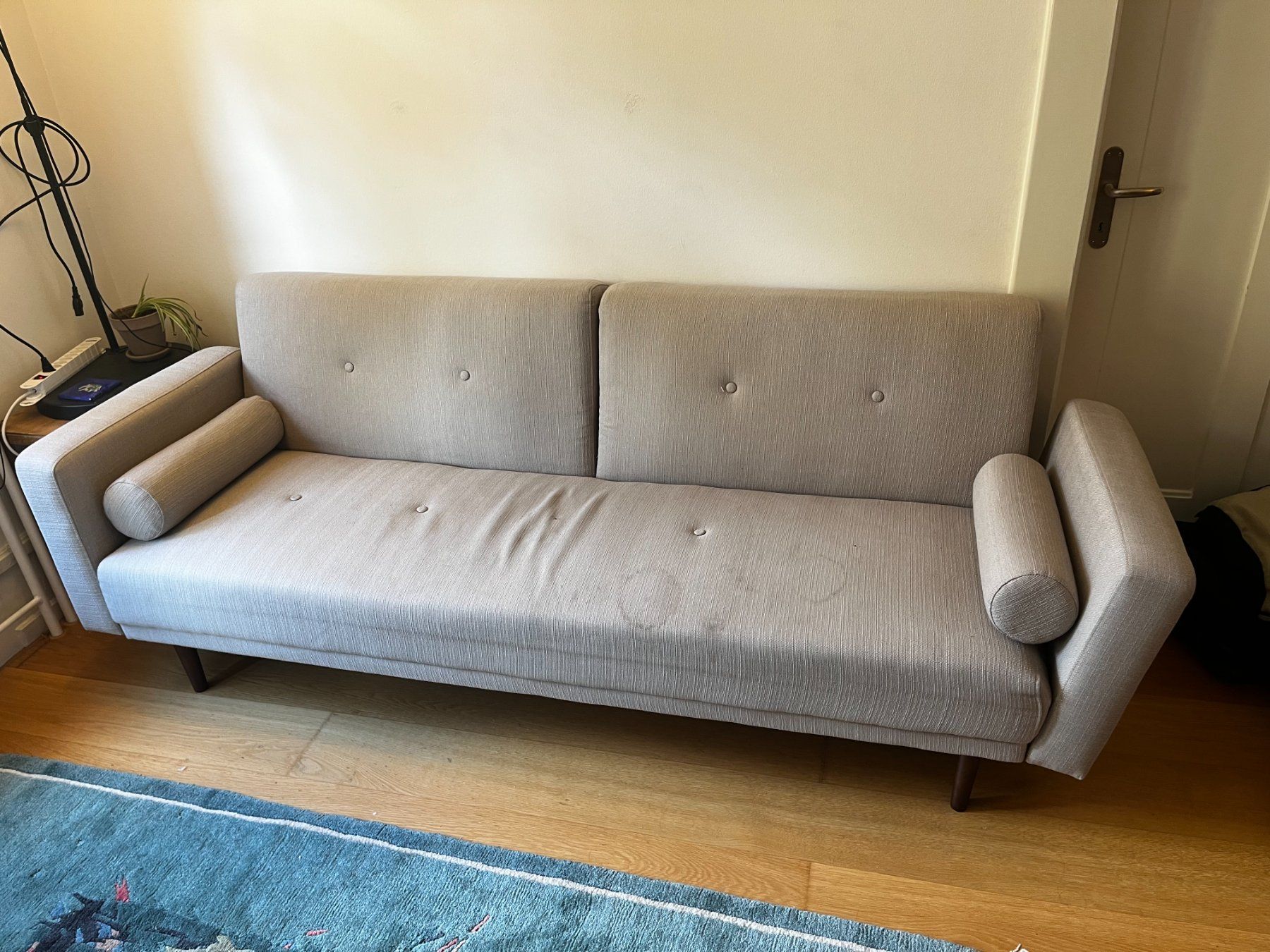 Divani: Kostenloses Sofa/Futon – Usato da Zürich venduto da rem_wzp6
